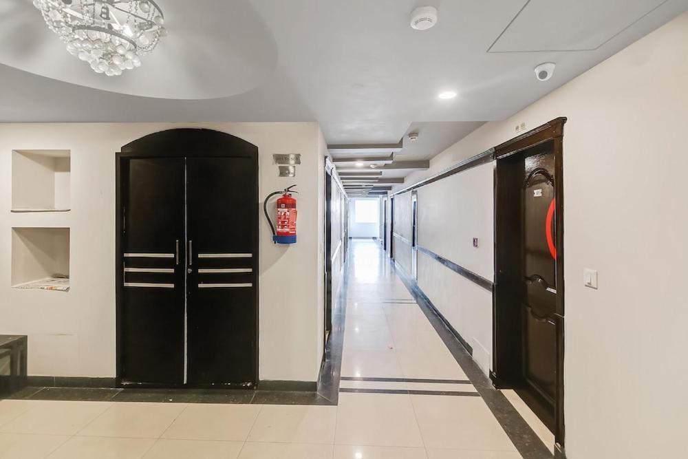 Hotel Queens Tower Amritsar Exterior foto