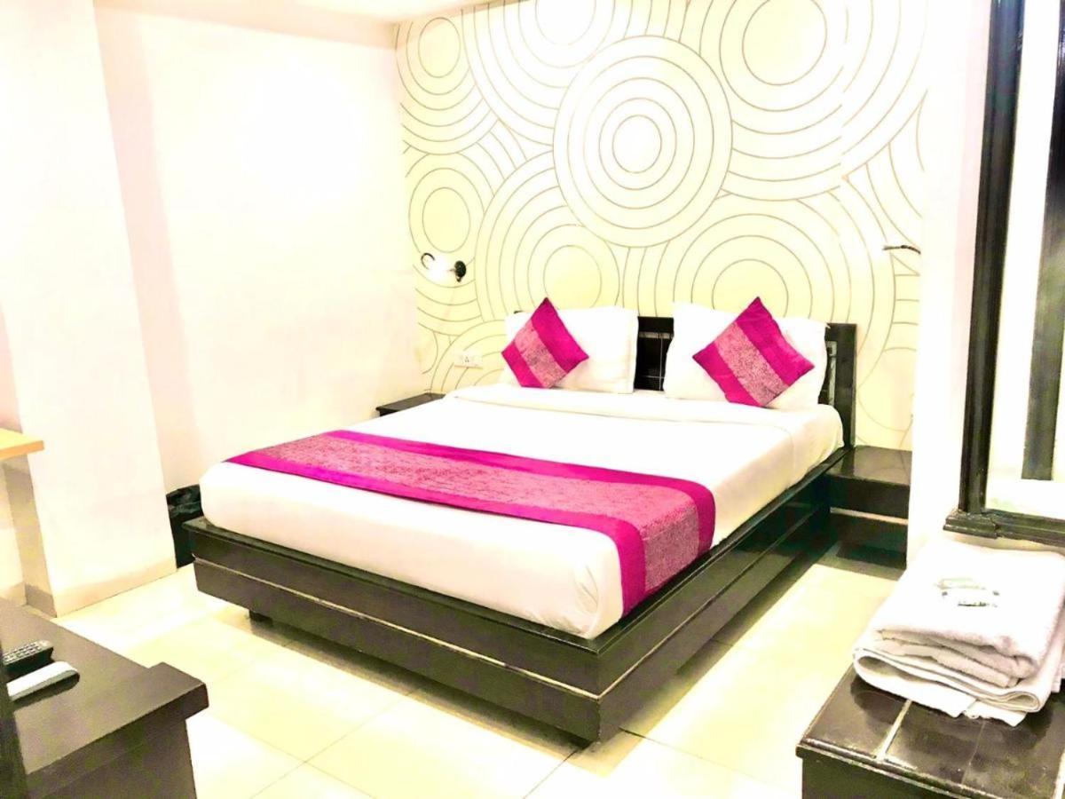 Hotel Queens Tower Amritsar Exterior foto