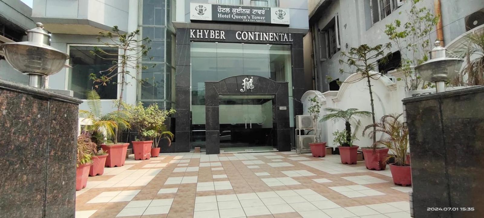Hotel Queens Tower Amritsar Exterior foto